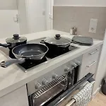 Modernes 2 Zimmer Apartment Und Kueche